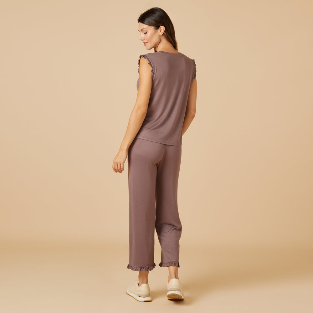 Dream Ruffle V-neck with Cropped Pant