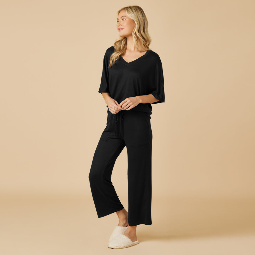 Dream Relaxed V-neck with Capri Lounge Set