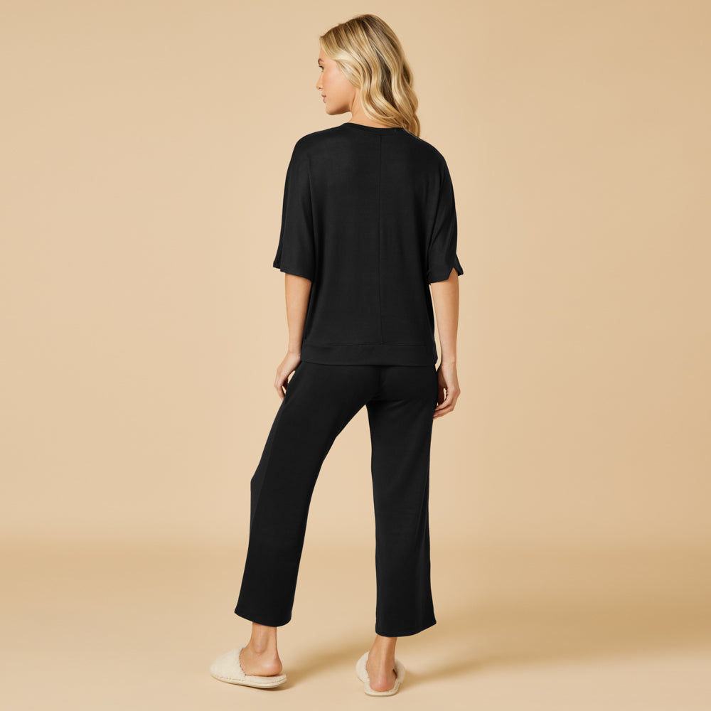Dream Relaxed V-neck with Capri Lounge Set