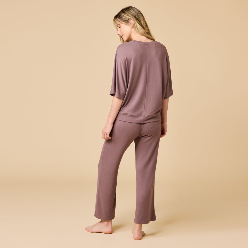 Dream Relaxed V-neck with Capri Lounge Set