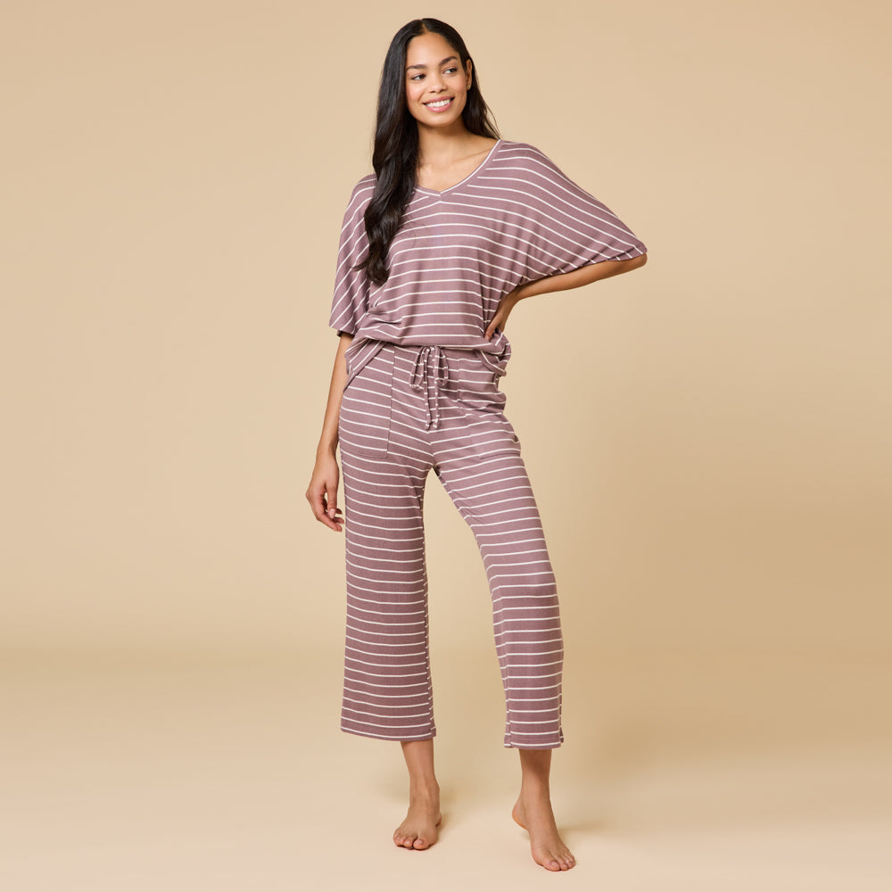 Dream Relaxed V-neck with Capri Lounge Set