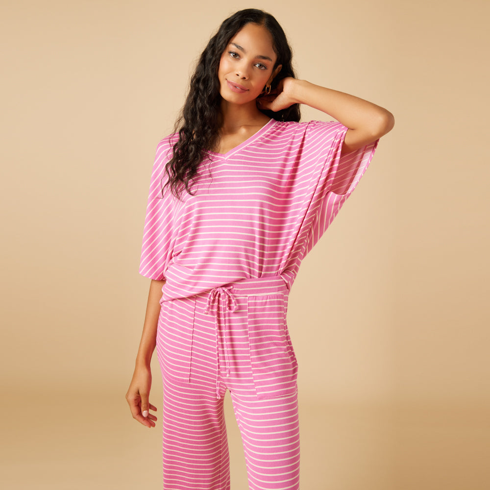 Dream Relaxed V-neck with Capri Lounge Set