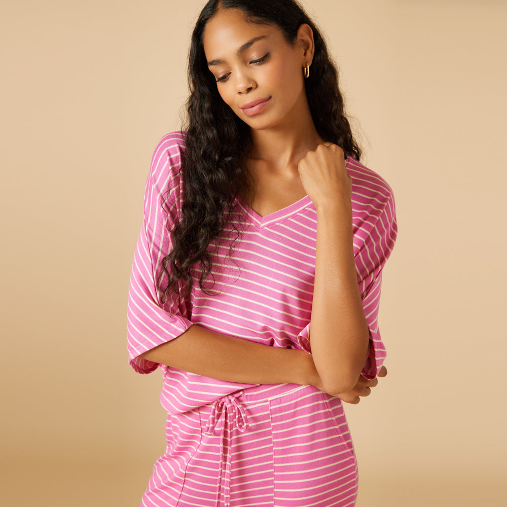 Dream Relaxed V-neck with Capri Lounge Set
