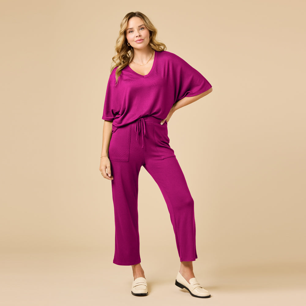 Dream Relaxed V-neck with Capri Lounge Set