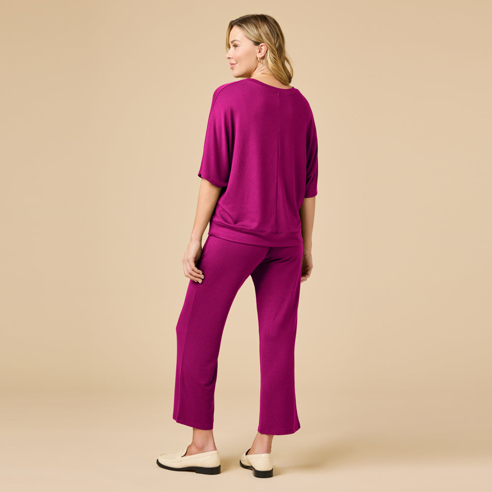 Dream Relaxed V-neck with Capri Lounge Set