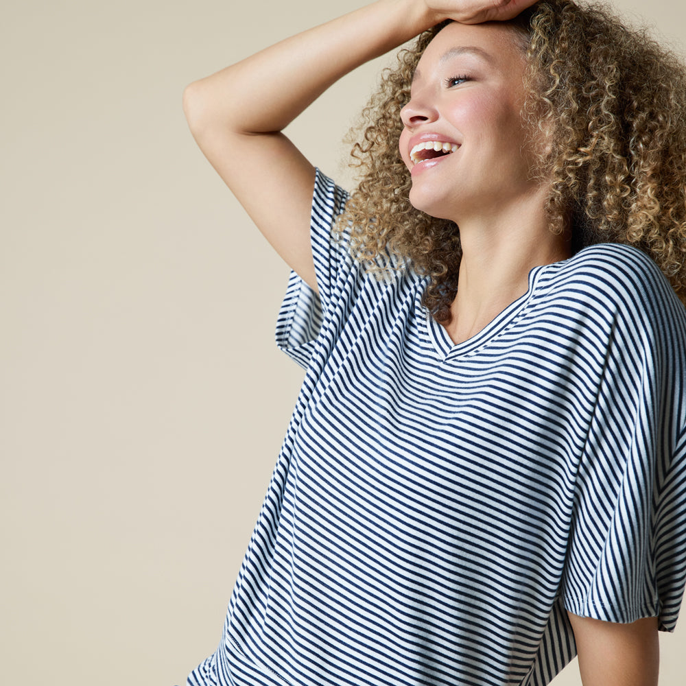 Dream Relaxed V-neck with Capri Lounge Set