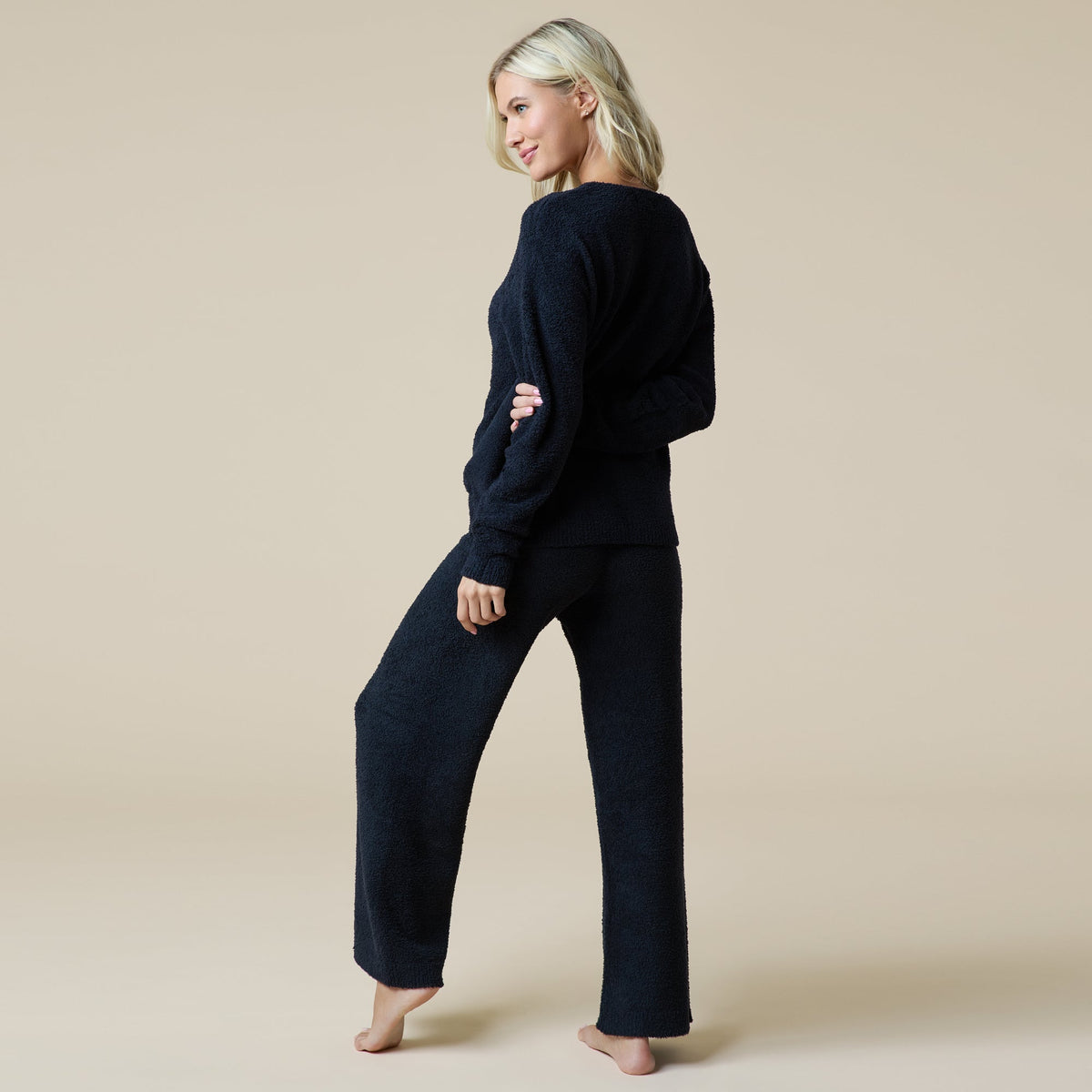 Solid Marshmallow V-Neck Lounge Set