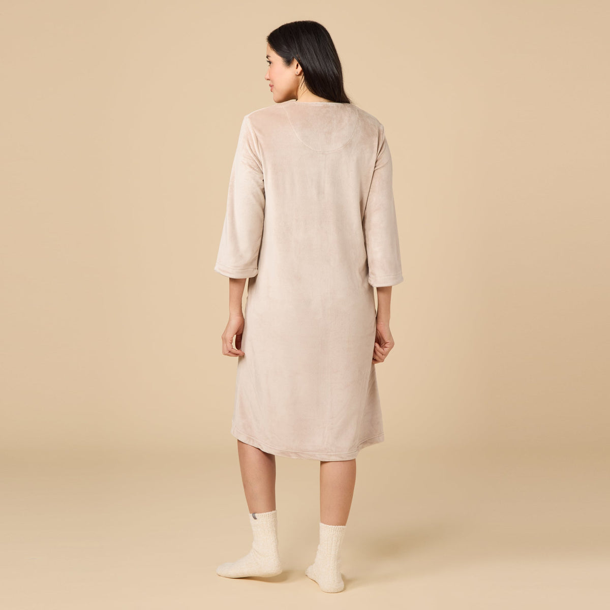 Serenity 42" 3/4 Sleeve Zip Robe