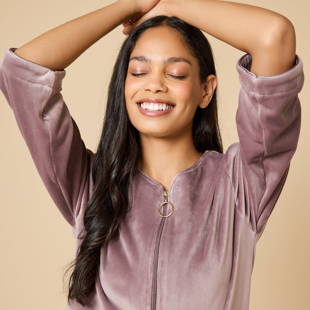 Serenity 42" 3/4 Sleeve Zip Robe