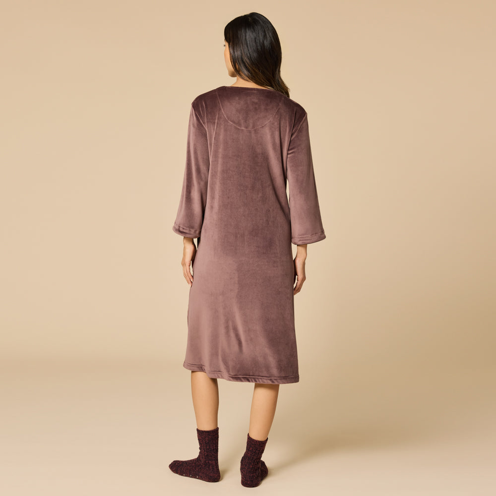 Serenity 42" 3/4 Sleeve Zip Robe