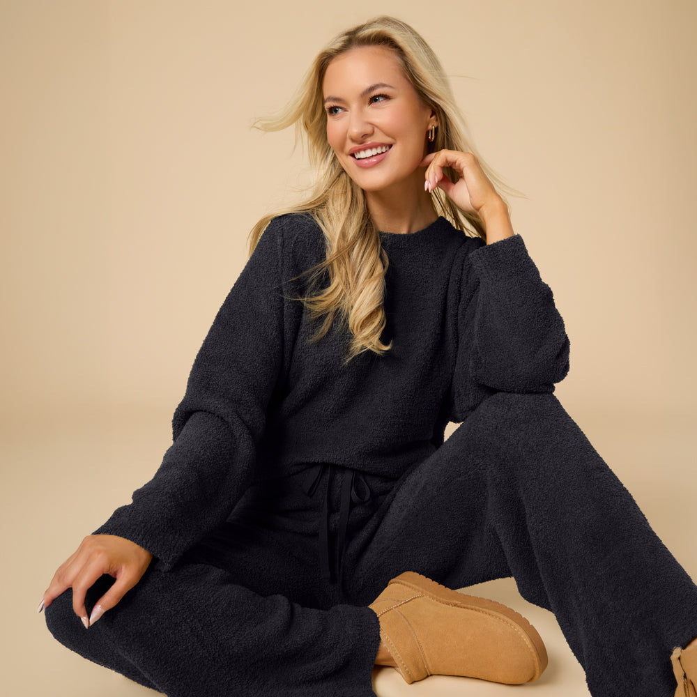 Solid Marshmallow Reverse Seam Crew Neck Lounge Set with Bracelet Sleeve