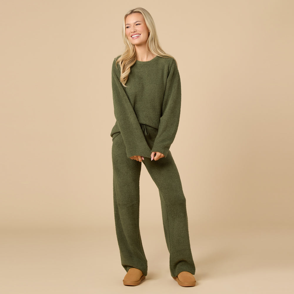 Solid Marshmallow Reverse Seam Crew Neck Lounge Set with Bracelet Sleeve