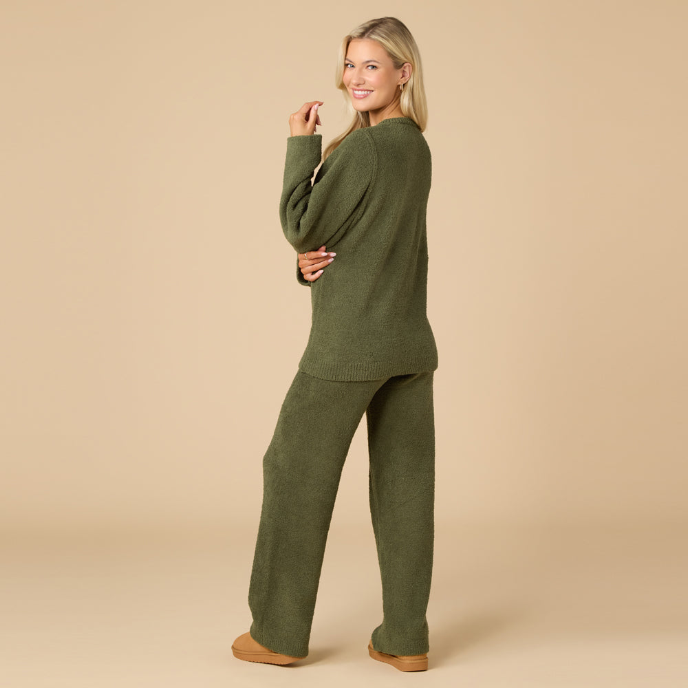 Solid Marshmallow Reverse Seam Crew Neck Lounge Set with Bracelet Sleeve
