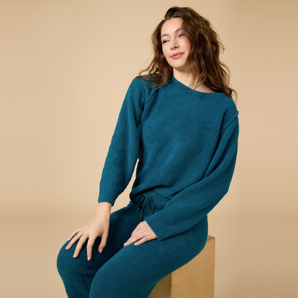 Solid Marshmallow Reverse Seam Crew Neck Lounge Set with Bracelet Sleeve