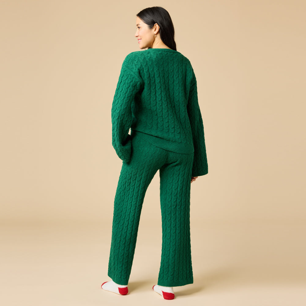 Cable Knit Marshmallow V-Neck with Flared Sleeve and Pant
