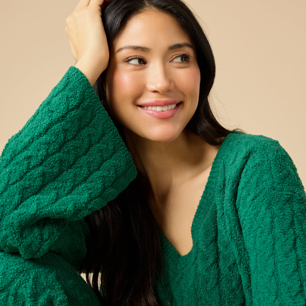 Cable Knit Marshmallow V-Neck with Flared Sleeve and Pant
