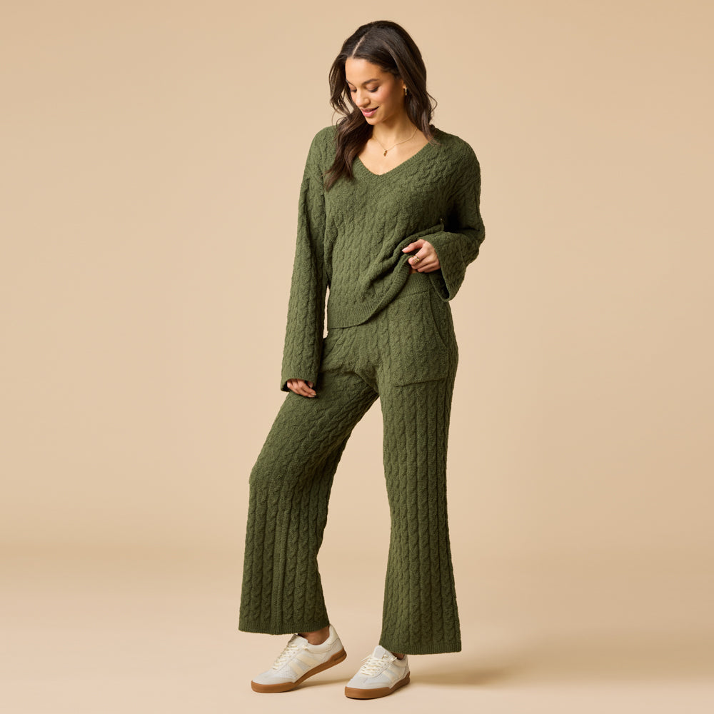 Cable Knit Marshmallow V-Neck with Flared Sleeve and Pant