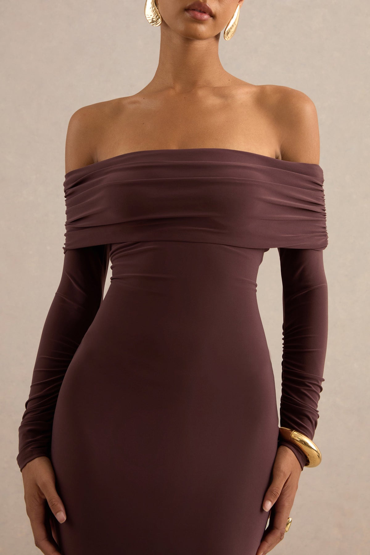Keirae | Dark Brown Jersey Ruched Bardot Long Sleeve Maxi Dress With Tie Back And Back Split