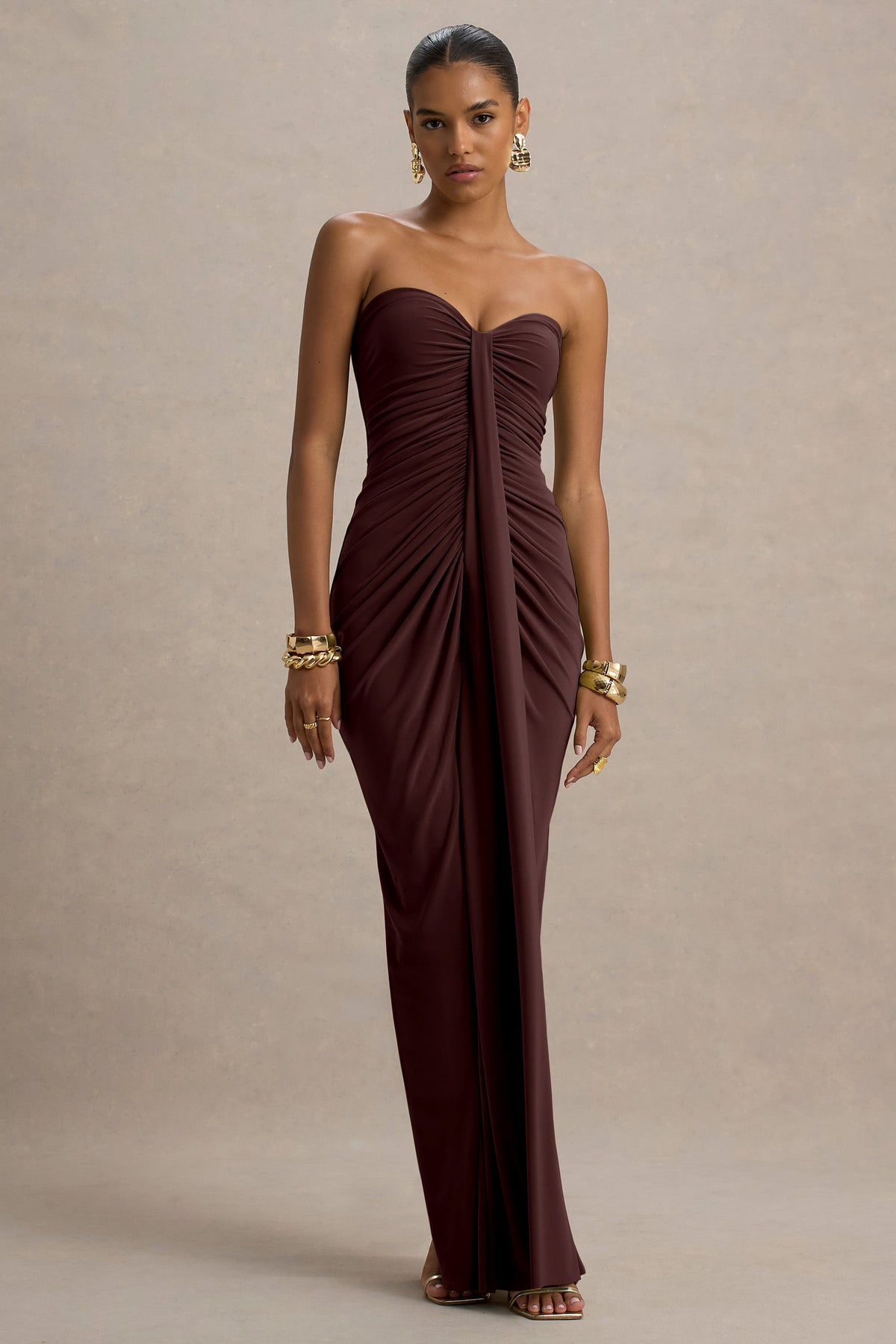Ali | Warm Brown Jersey Sweetheart Maxi Dress With Gathered Detailing And Sash